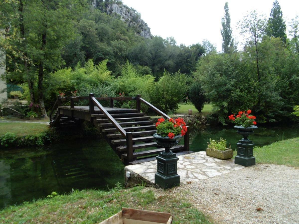 Bed and Breakfast Moulin De Benedicty Vers  Exterior foto