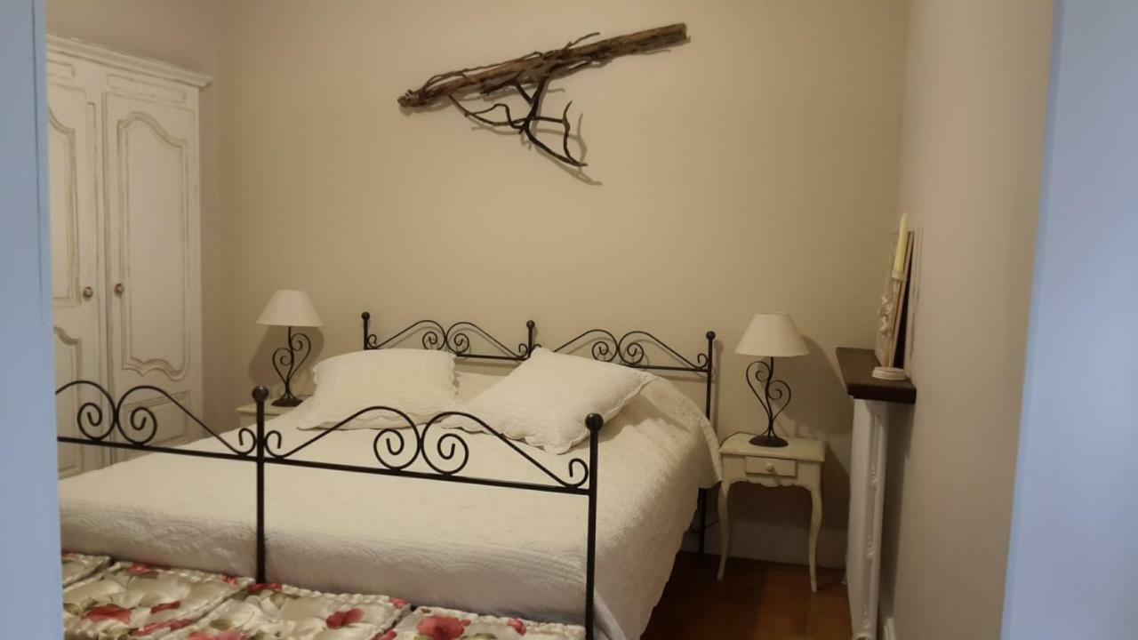 Bed and Breakfast Moulin De Benedicty Vers  Exterior foto