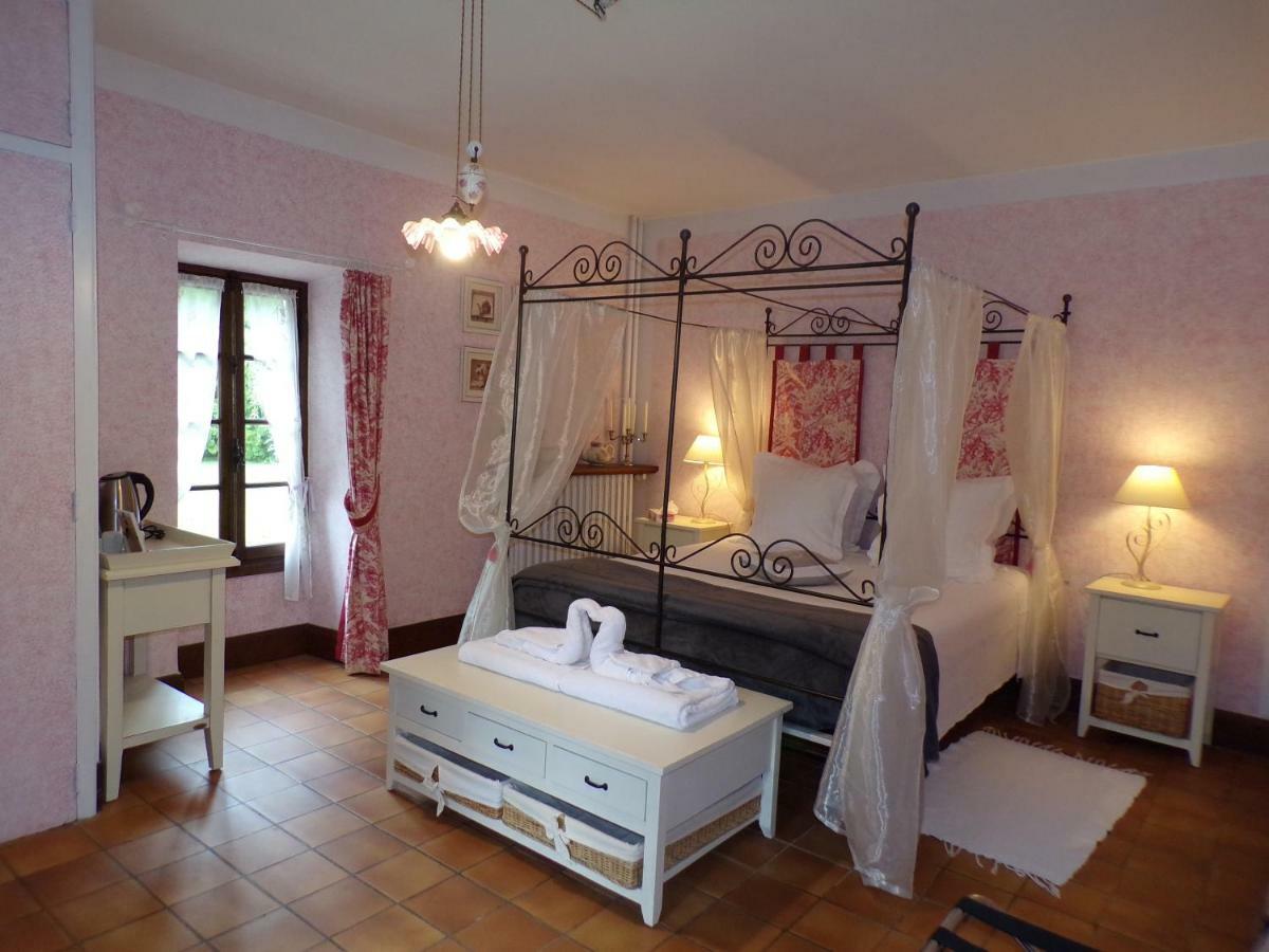 Bed and Breakfast Moulin De Benedicty Vers  Exterior foto